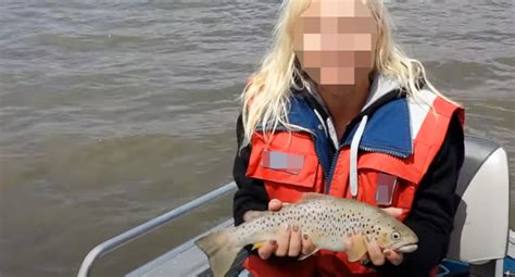 lady with trout full video|Warning as video showing Aussie couple in alleged sex act with。